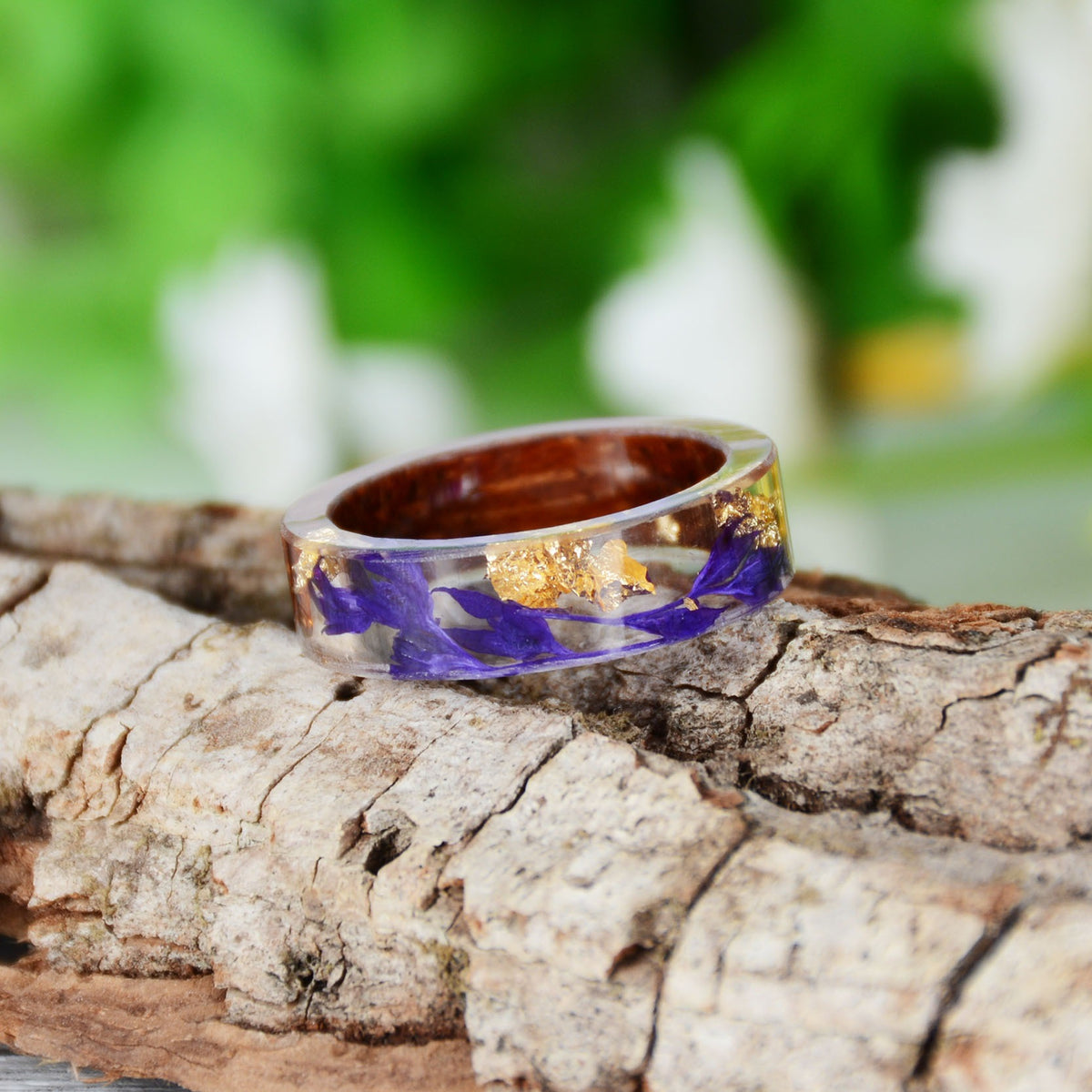Fashion Handmade Dried Flower Wedding Jewelry Love Ring Transparent Epoxy Resin Ring Wood Resin Ring For Women