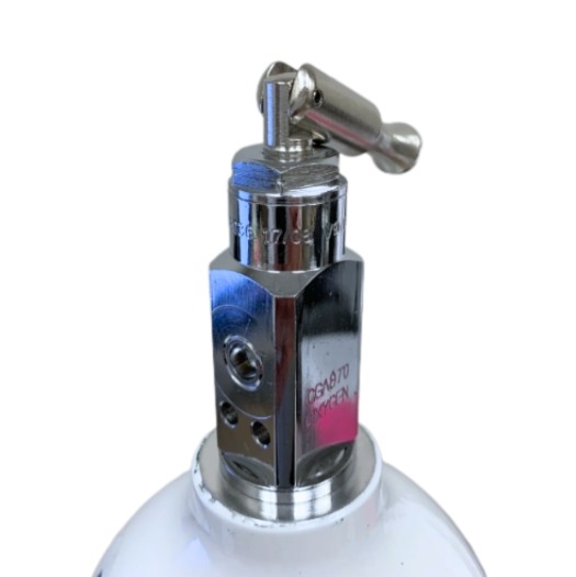Medical Oxygen Tank – Aluminum D Cylinder, 15.0 Cu. Ft. / 425L with Toggle Valve
